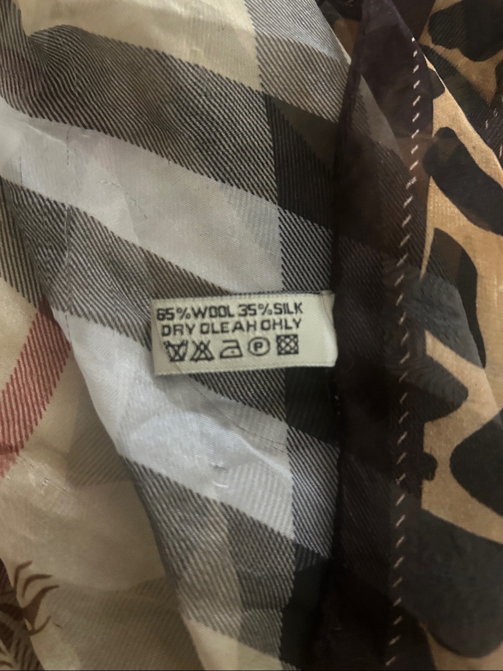 Burberry silk wool blend scarf classic check and animal print rectangular scarf - Picture 5 of 9